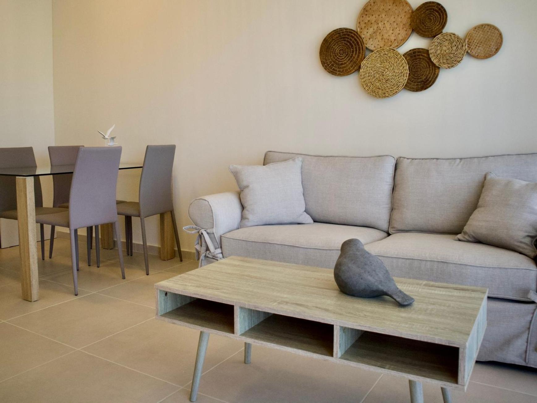 Resitour - Aphrodite Beachfront Pirgos Psilonerou Habitación foto